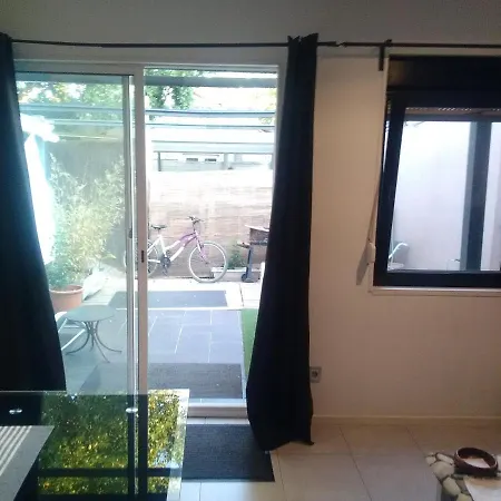 - Bord De Casa de Férias Vias