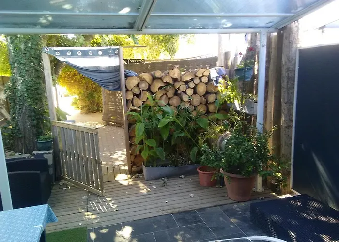 - Bord De Semesterbostad *