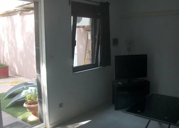 - Bord De Semesterbostad